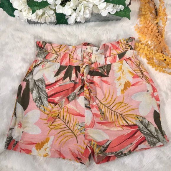 Anthropologie Pants - NEW Anthropologie RD & Koko Ruffle Floral Shorts